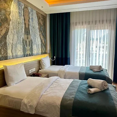 赛伊尔海滩酒店