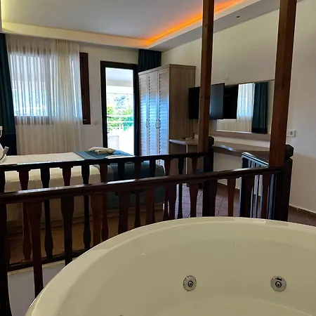 酒店 赛伊尔海滩酒店 厄吕代尼兹